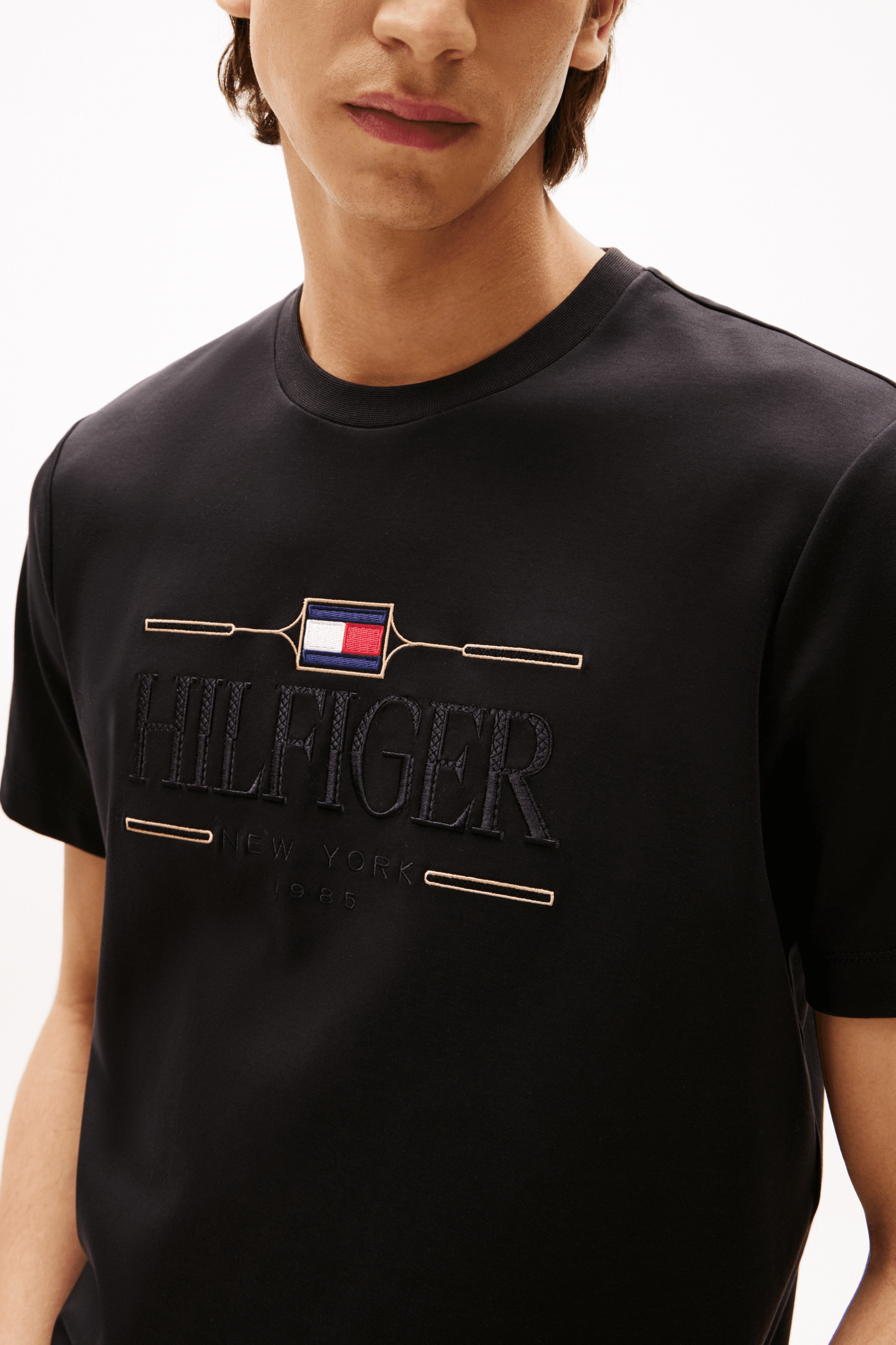 T-shirt Tommy Hilfiger à broderie logo ton sur ton